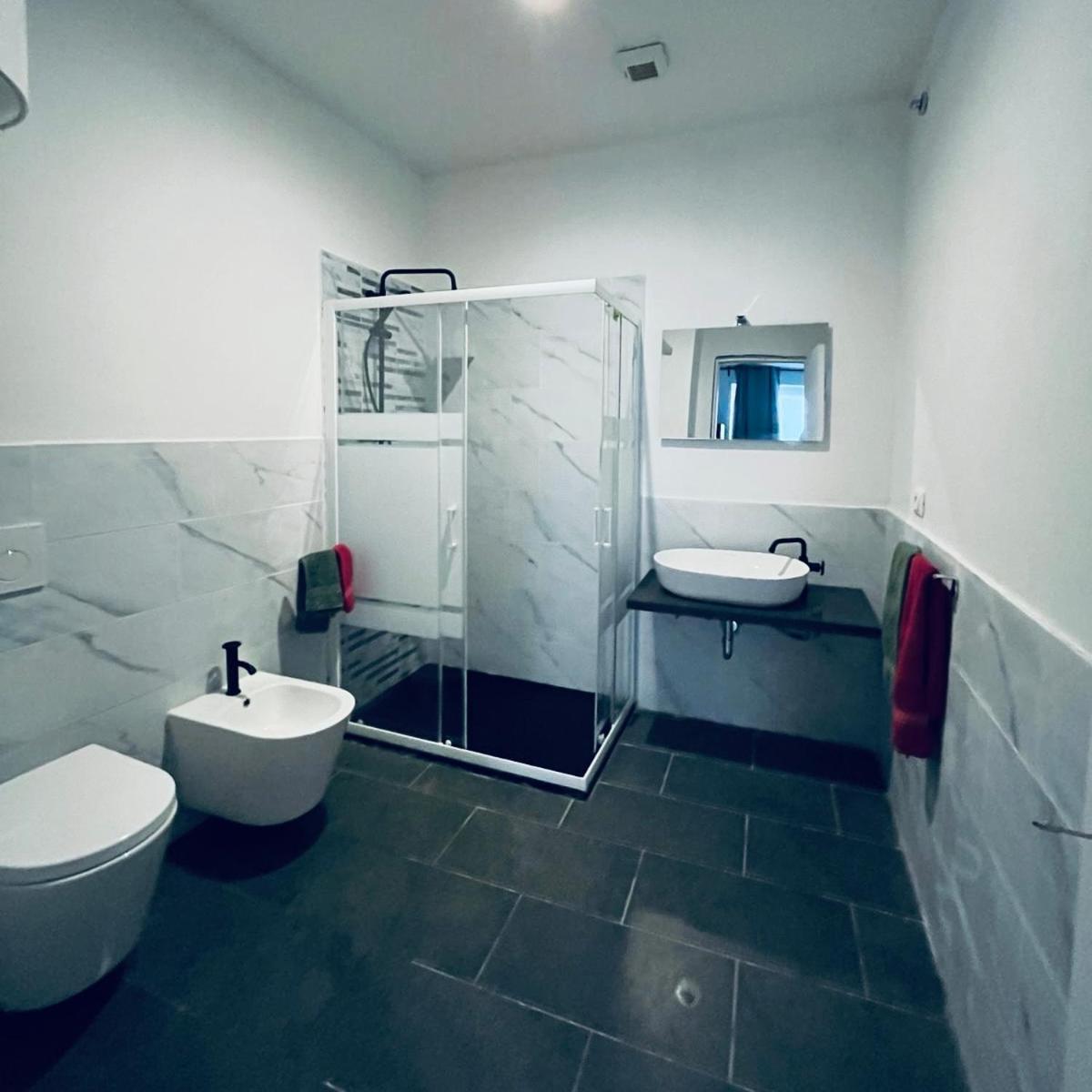 Esterina Rooms La Spezia Ngoại thất bức ảnh